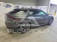 2023 KIA EV6 фото