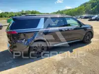 2023 KIA Carnival photo