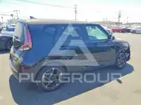 2023 KIA Soul фото