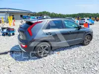 2023 KIA Niro фото