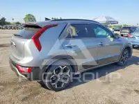 2023 KIA Niro фото