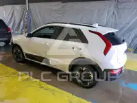 2023 KIA Niro фото