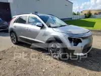 2023 KIA Niro фото