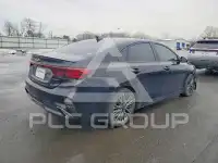 2023 KIA  фото