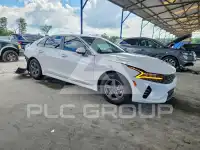 2023 KIA K5 photo