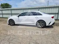 2023 KIA K5 фото