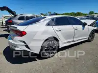 2023 KIA K5 photo