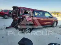 2023 KIA Carnival фото