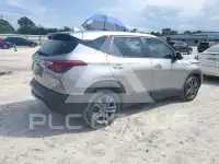 2023 KIA Seltos фото