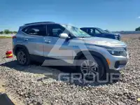 2023 KIA Seltos фото