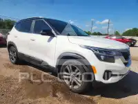 2023 KIA Seltos photo