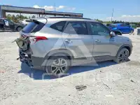 2023 KIA Seltos фото