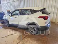 2023 KIA Seltos фото
