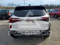 2023 KIA Seltos фото