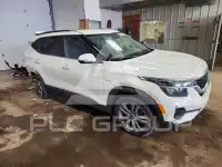 2023 KIA Seltos фото
