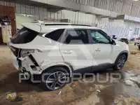 2023 KIA Seltos фото