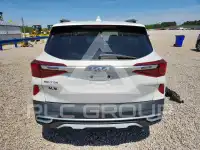 2023 KIA Seltos photo
