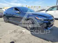 2023 KIA Stinger фото