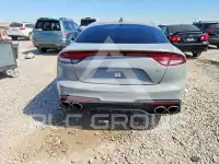 2023 KIA Stinger photo