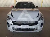 2023 KIA Stinger фото