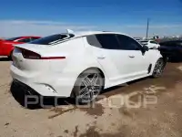 2023 KIA Stinger фото