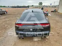 2023 KIA Stinger фото