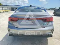2023 KIA Forte фото