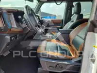 2023 Ford BRONCO photo