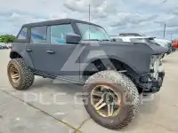 2023 Ford BRONCO фото