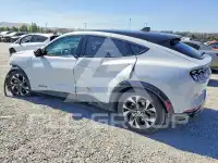 2023 Ford MUSTANG фото