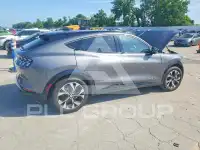 2023 Ford MUSTANG photo