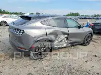 2023 Ford MUSTANG photo