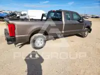 2023 Ford F-350 фото
