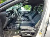 2023 Ford EXPLORER photo