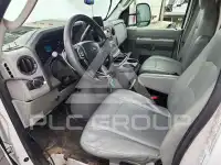 2023 Ford E-350 фото