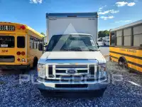 2023 Ford E-450 фото