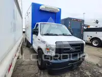 2023 Ford E-350 фото