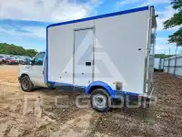 2023 Ford E-350 фото