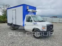 2023 Ford E-350 фото