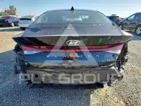 2023 Hyundai Elantra фото