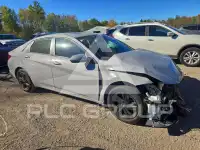 2023 Hyundai Elantra фото
