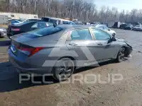 2023 Hyundai Elantra фото