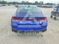 2023 Hyundai Elantra фото