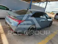 2023 Hyundai Elantra фото