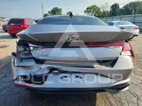 2023 Hyundai Elantra photo