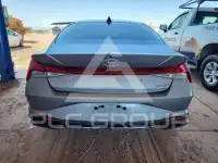 2023 Hyundai Elantra фото