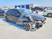2023 Hyundai Elantra фото