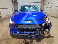 2023 Hyundai Elantra фото