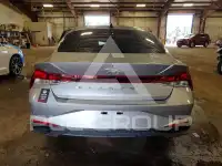 2023 Hyundai Elantra фото