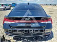 2023 Hyundai Elantra фото